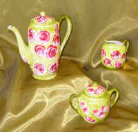 rozenkinderkoffiesetweb.jpg (224954 bytes)